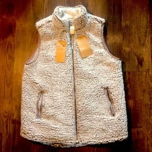 Brand new warm and soft vest by Thread and Supply